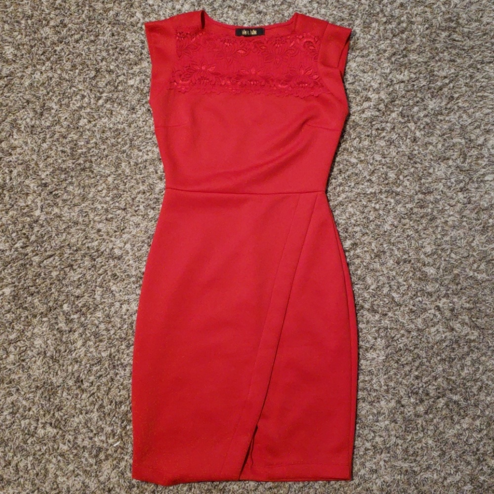 Lulu E.Bebe Red Cocktail Dress